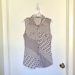 BCBGMAXAZRIA Long Grey Geometric Pattern Blouse Top Sleeveless Small
